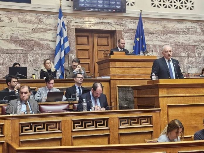 Στις επιτροπές της Βουλής το νομοσχέδιο «Ενεργή Μάχη» για την Πολιτική Προστασία