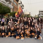 Ευφάνταστα άρματα και καρναβαλιστές στο Μοσχάτο