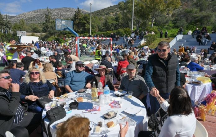 Δωρεάν χαρταετοί και κεράσματα στα «Κούλουμα στο Βουνό»