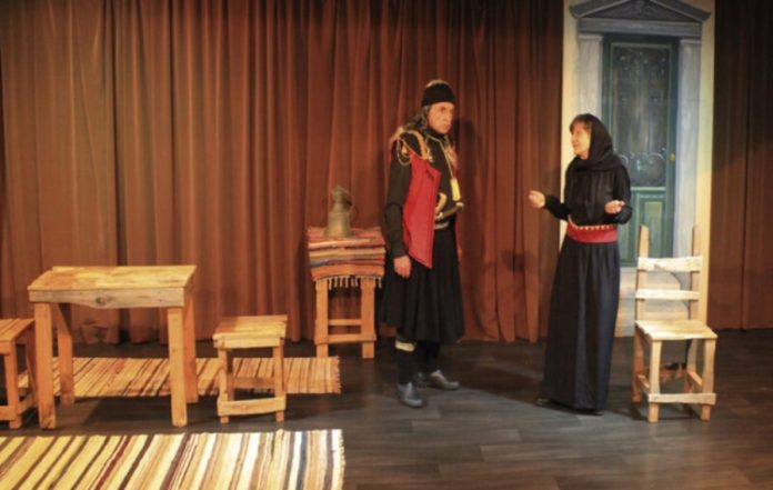 Θεατρική παράσταση αφιέρωμα στην επέτειο της 25ης Μαρτίου στο «ΙΩΝΙΑ»